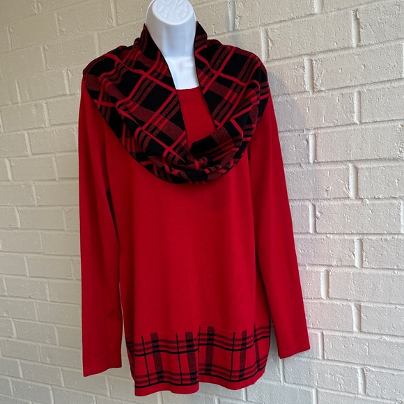 NWT Kim Rogers Red Pullover Tunic Sweater Plaid Hem, Plaid Infinity Scarf Size L - Picture 1 of 15